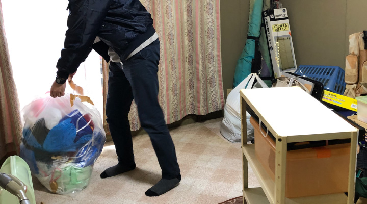 車椅子と家の画像